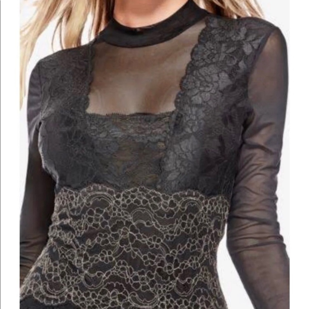 GUESS DRESS SIZE XL IN JUNIORS